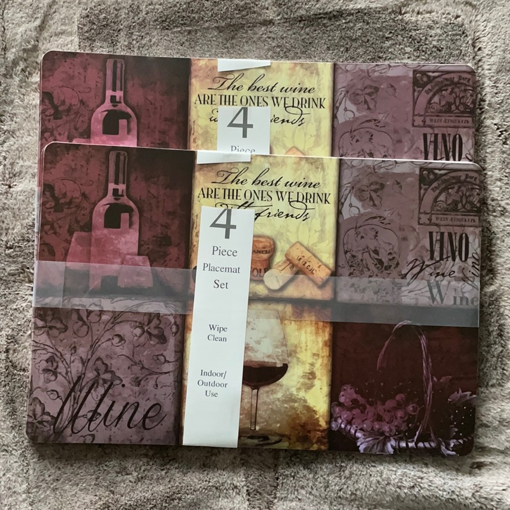 2 placemat sets